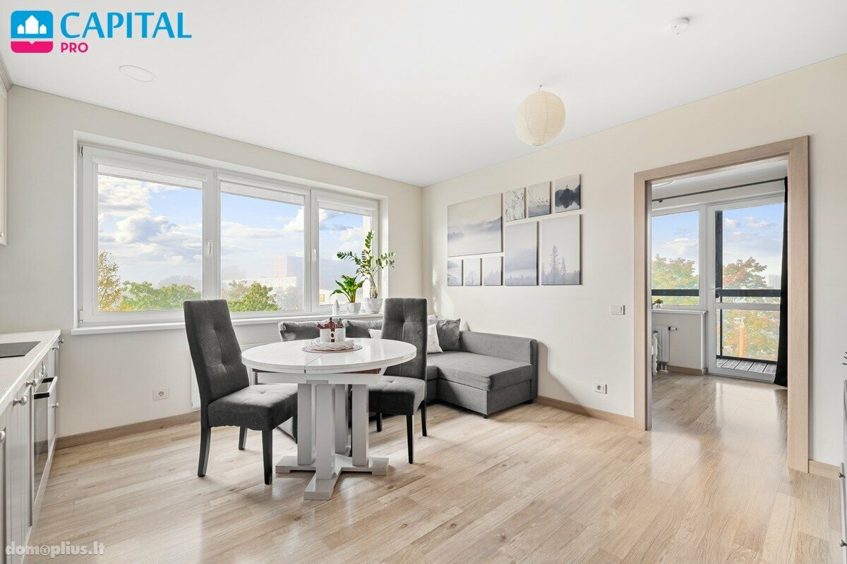 3 rooms apartment for sell Vilniuje, Karoliniškėse, Sausio 13-osios g.
