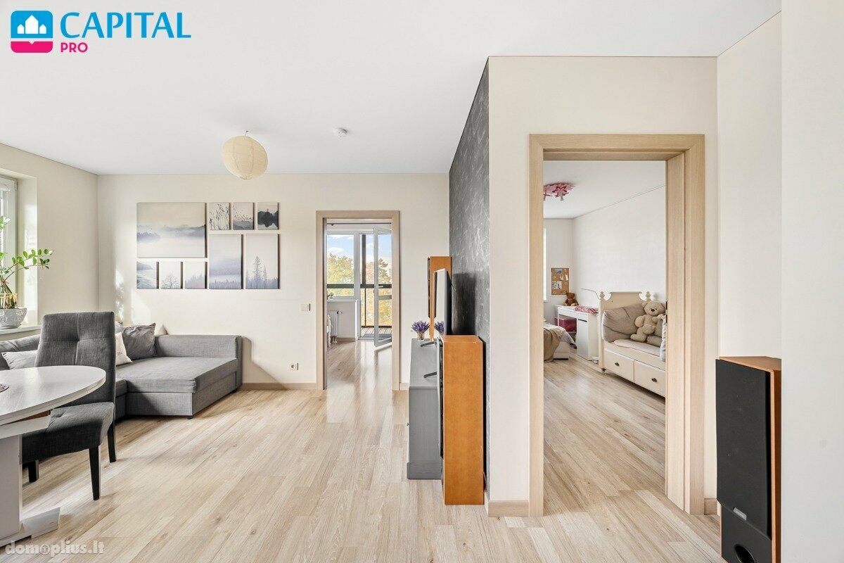 3 rooms apartment for sell Vilniuje, Karoliniškėse, Sausio 13-osios g.