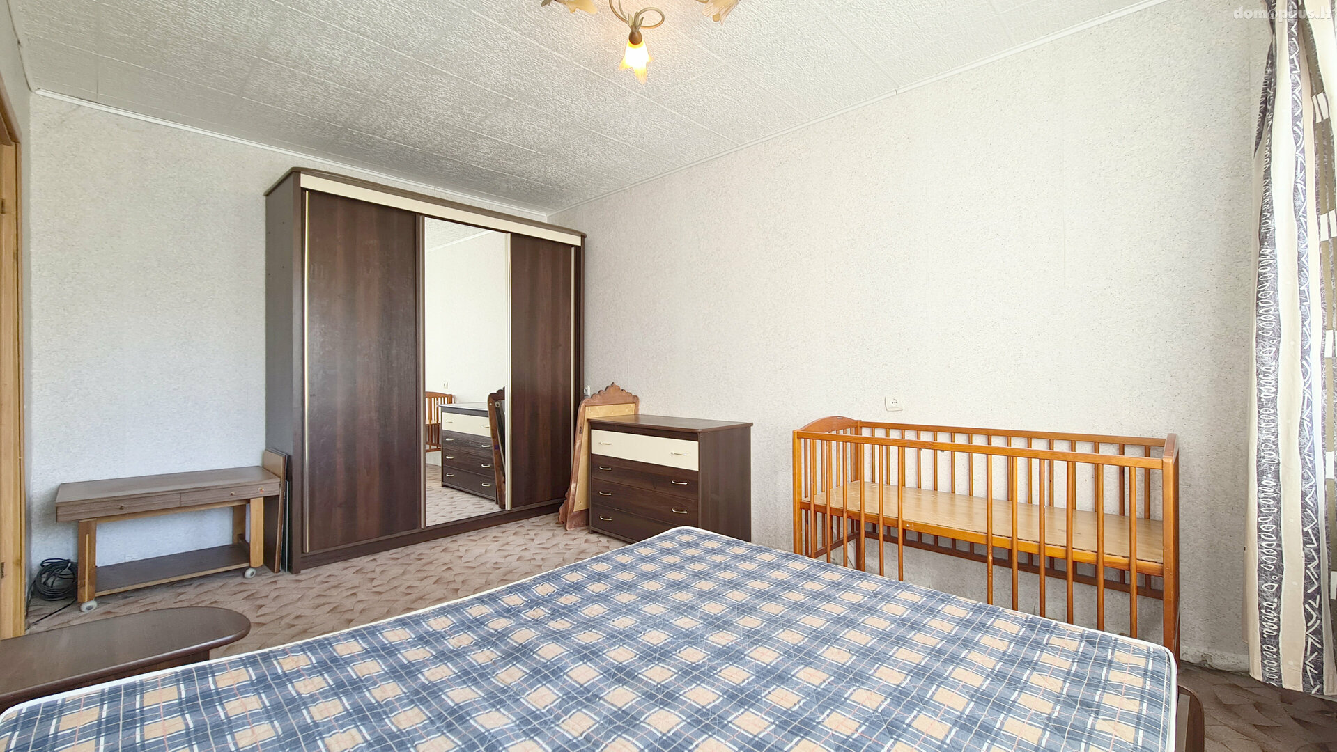 Parduodamas 2 kambarių butas Šiauliuose, Lieporiuose, Krymo g.