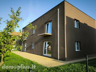 Parduodamas 3 kambarių butas Kaune, Romainiuose, A. Šapokos g.