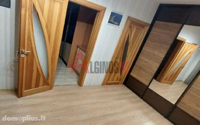Parduodamas 3 kambarių butas Klaipėdoje, Laukininkuose, Vyturio g.