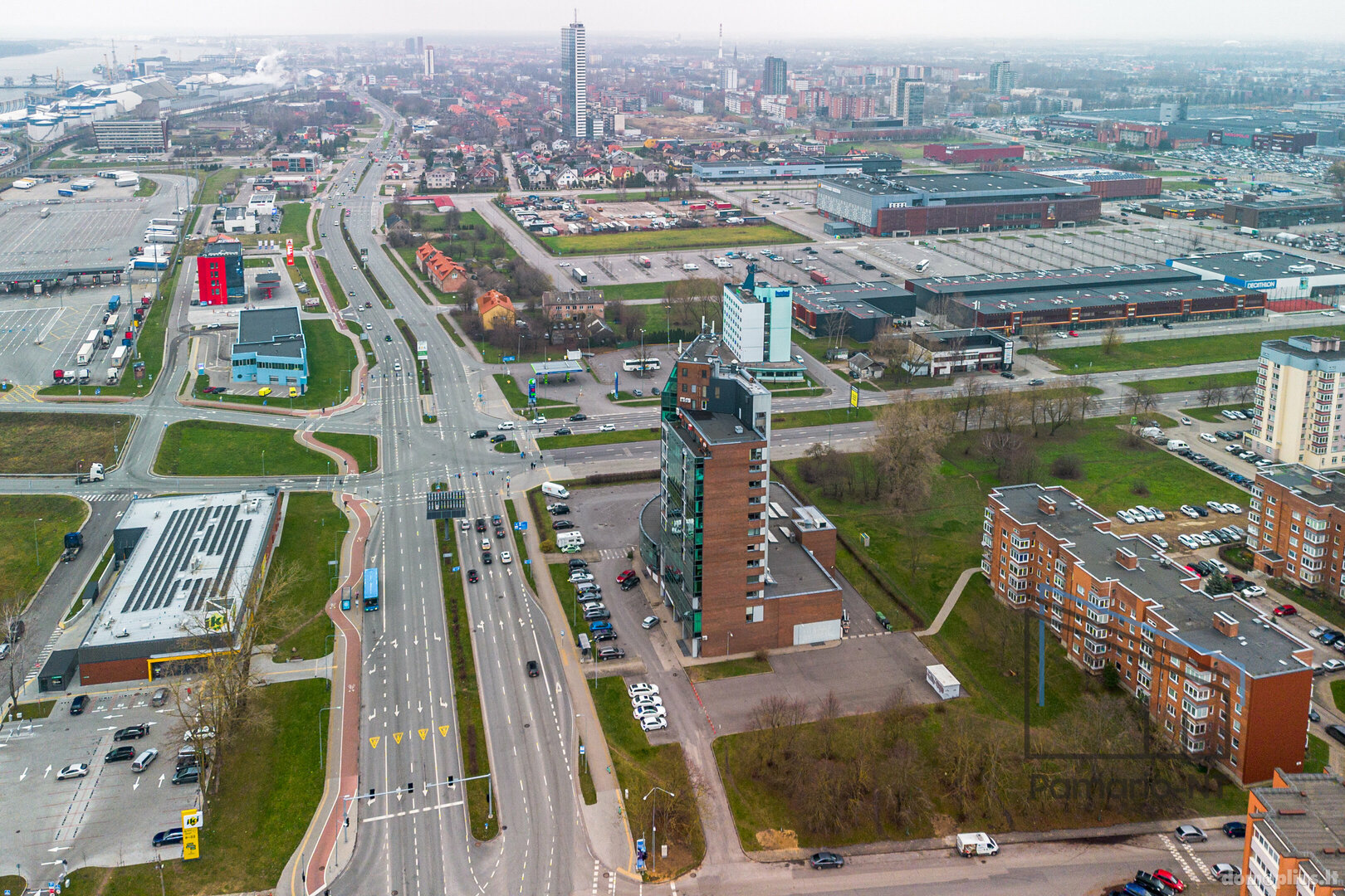 Продается 2 комнатная квартира Klaipėdoje, Baltijos, Baltijos pr.