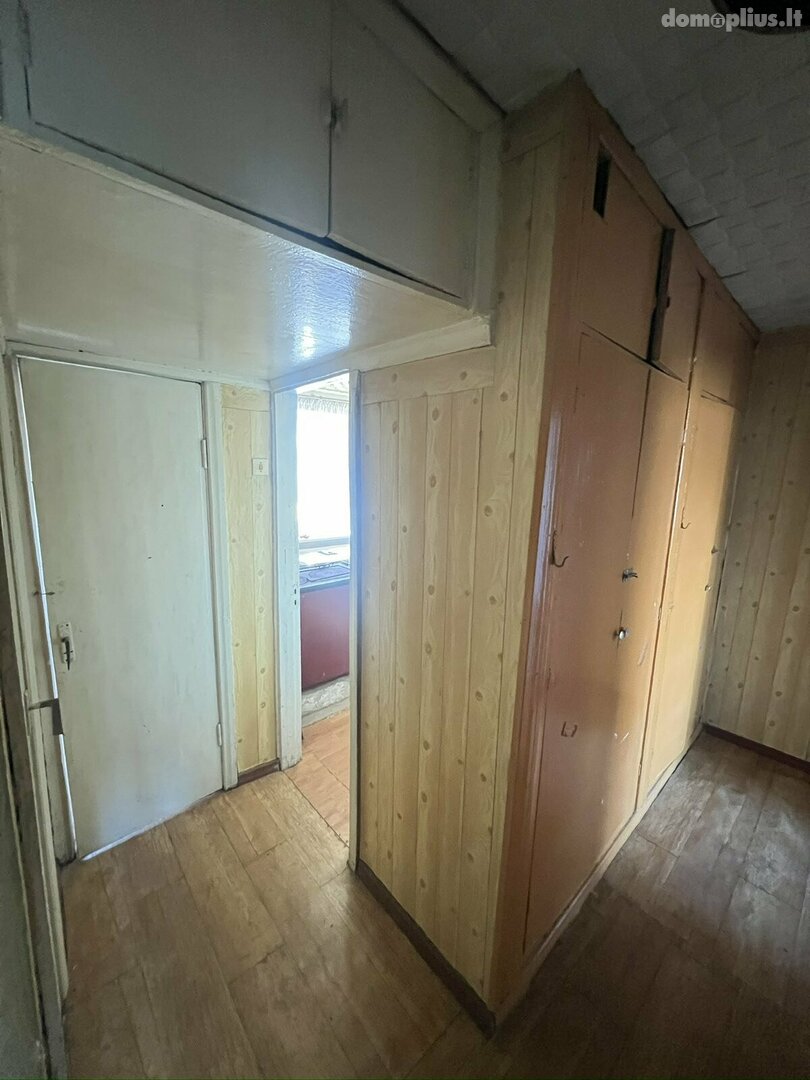 Parduodamas 2 kambarių butas Šiaulių rajono sav., Varputėnuose, Pagrindinė g.