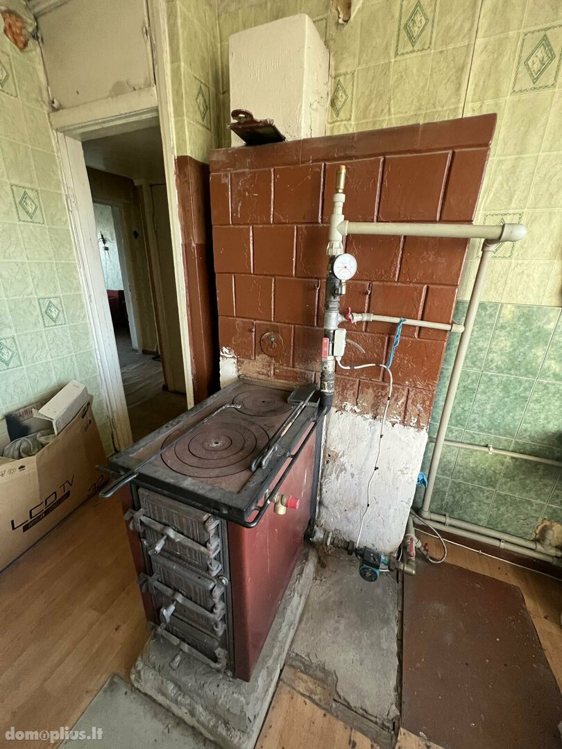 Parduodamas 2 kambarių butas Šiaulių rajono sav., Varputėnuose, Pagrindinė g.