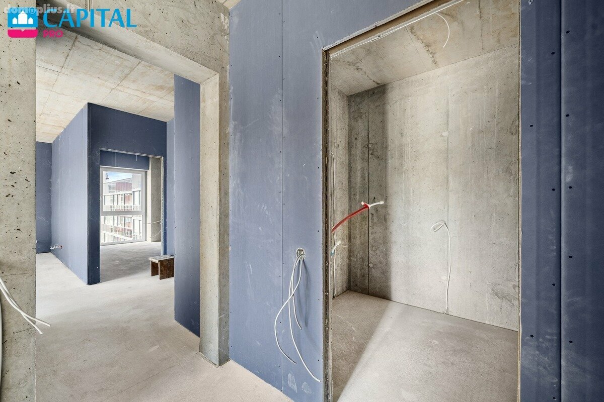 4 rooms apartment for sell Vilniuje, Šeškinėje, Laisvės pr.