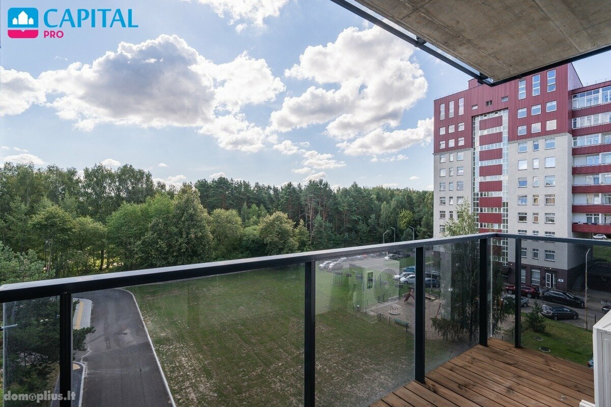 4 rooms apartment for sell Vilniuje, Šeškinėje, Laisvės pr.