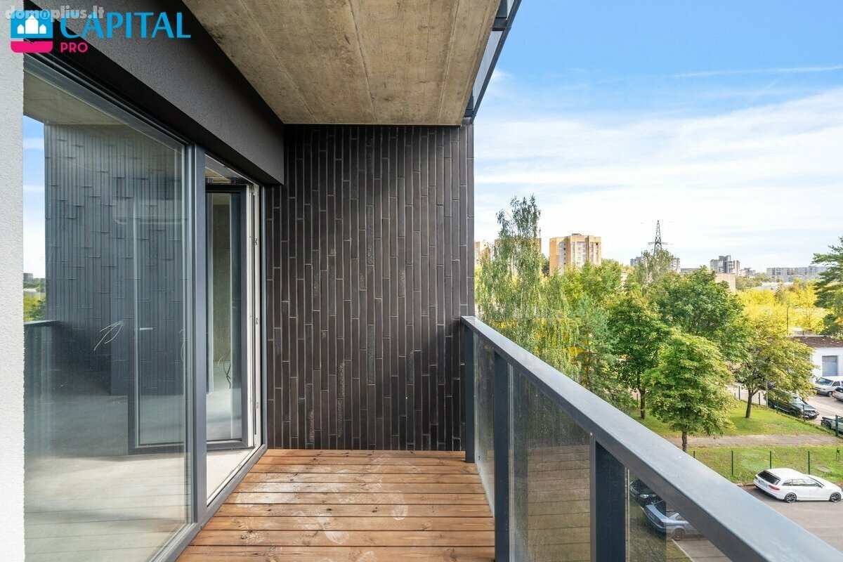 4 rooms apartment for sell Vilniuje, Šeškinėje, Laisvės pr.