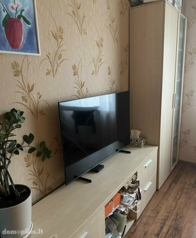 Parduodamas 2 kambarių butas Klaipėdoje, Varpuose, Varpų g.