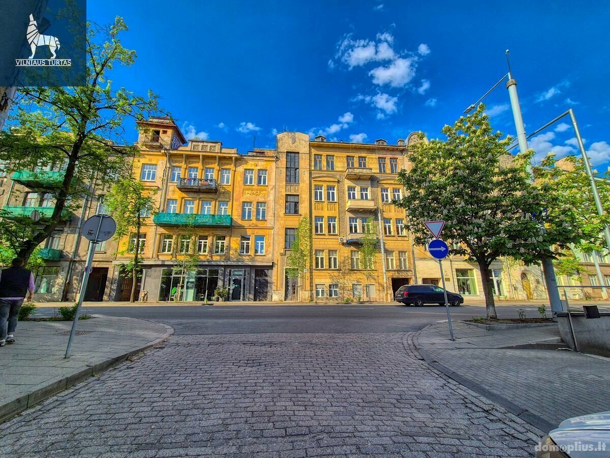 Продается 4 комнатная квартира Vilniuje, Senamiestyje, Pamėnkalnio g.