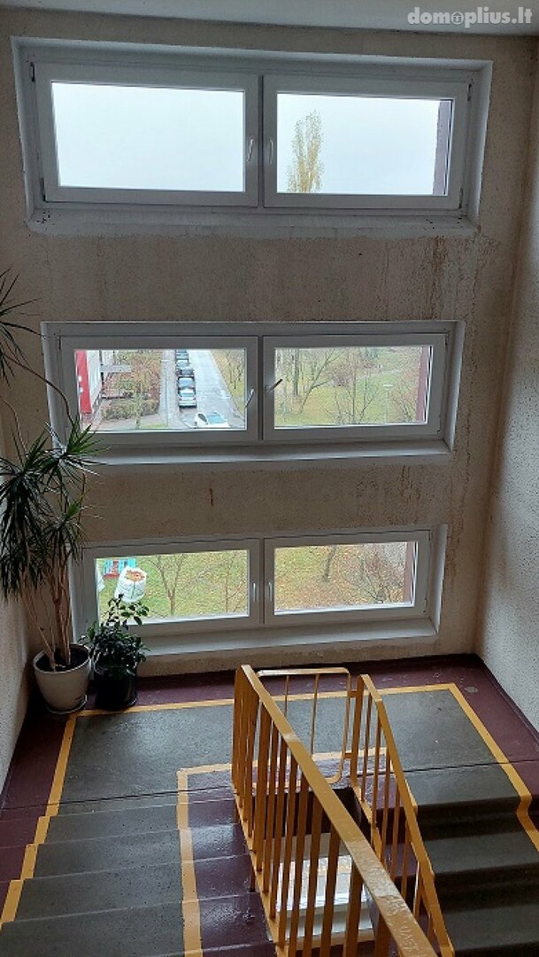 Parduodamas 3 kambarių butas Klaipėdoje, Naujakiemyje, Statybininkų pr.