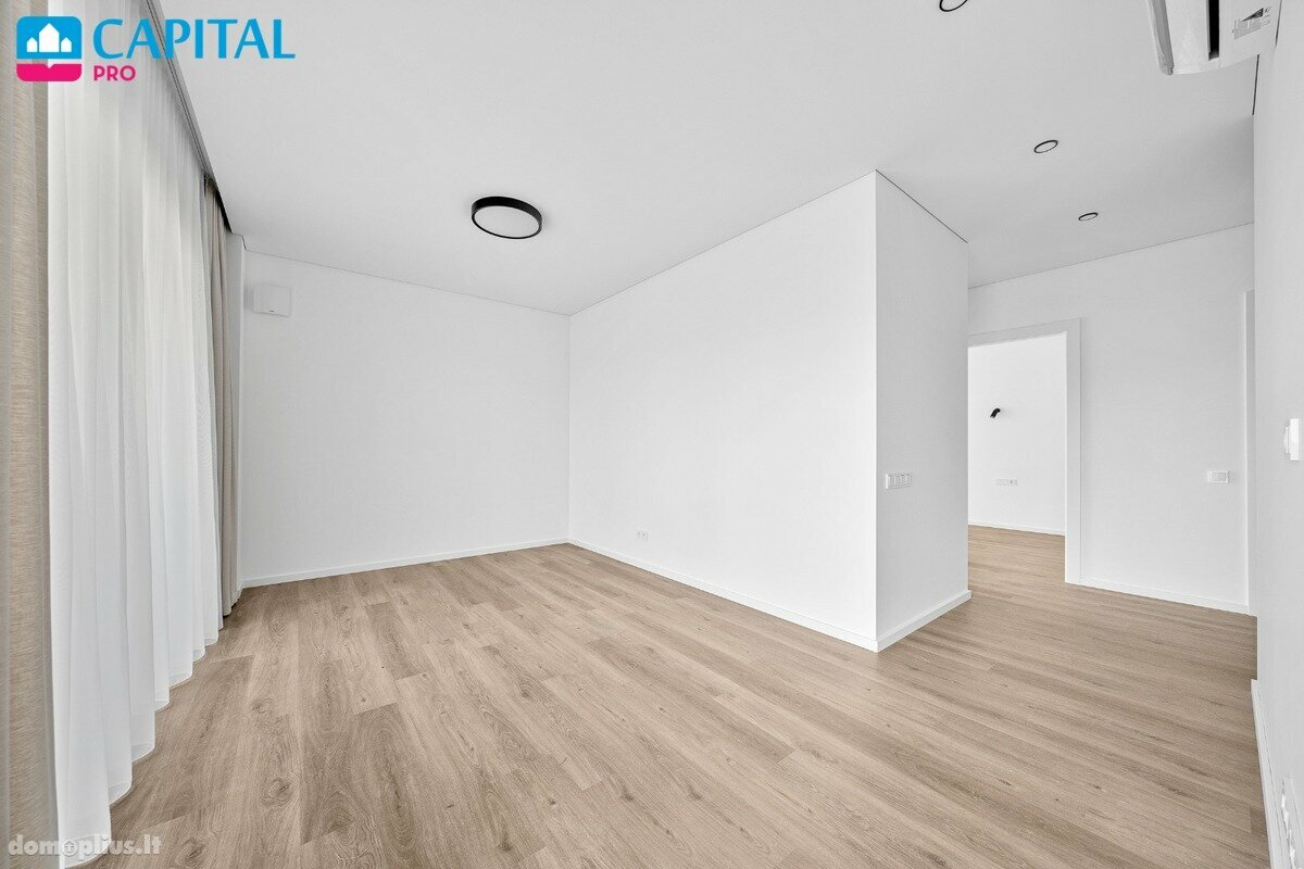 3 rooms apartment for sell Vilniuje, Šeškinėje, Laisvės pr.
