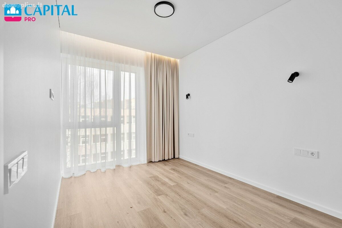 3 rooms apartment for sell Vilniuje, Šeškinėje, Laisvės pr.