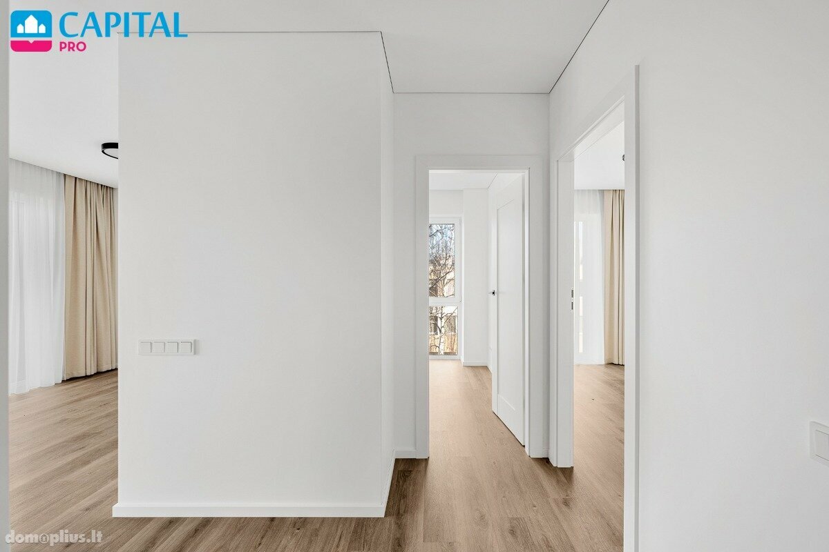 3 rooms apartment for sell Vilniuje, Šeškinėje, Laisvės pr.