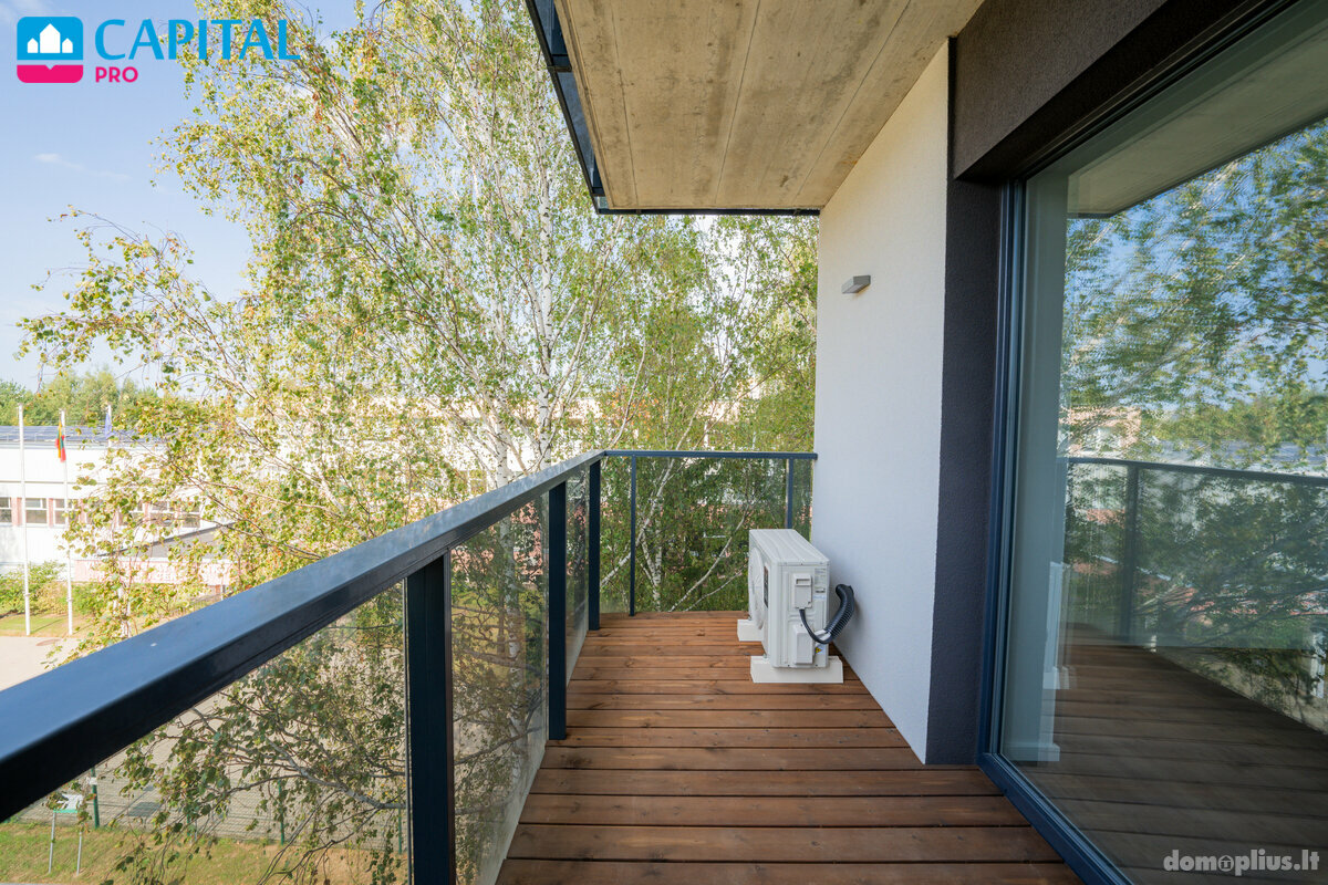 3 rooms apartment for sell Vilniuje, Šeškinėje, Laisvės pr.