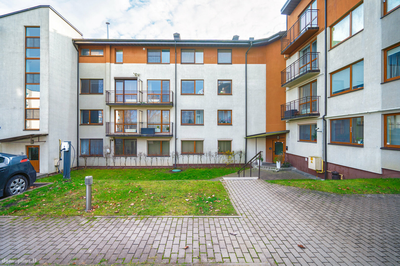 3 rooms apartment for sell Vilniuje, Pilaitėje, Padekaniškių g.