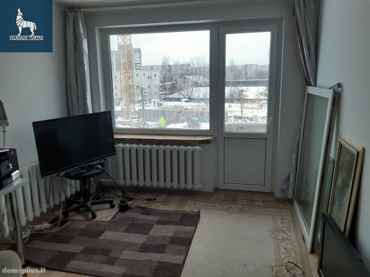 Продается 1 комнатная квартира Vilniuje, Šeškinėje, Laisvės pr.