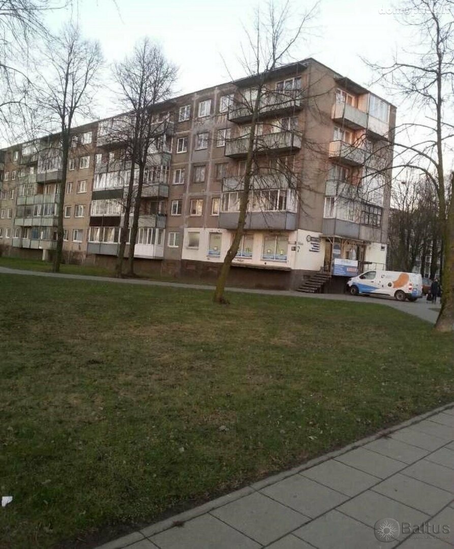 Parduodamas 2 kambarių butas Klaipėdoje, Kauno, Taikos pr.