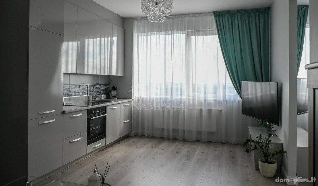 Продается 2 комнатная квартира Klaipėdoje, Vėtrungėje, Kuosų g.