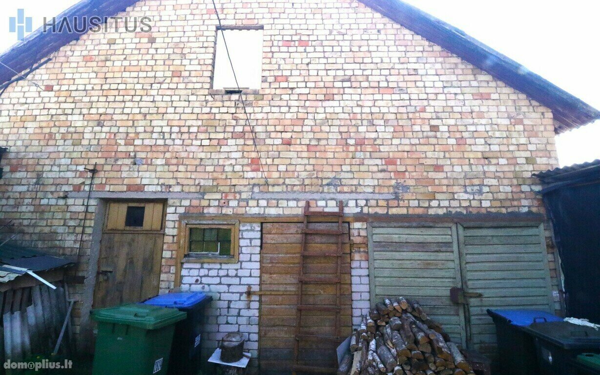 Parduodamas 2 kambarių butas Anykščių rajono sav., Kavarske, J. Tumo-Vaižganto g.
