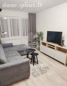 Продается 2 комнатная квартира Kretingos rajono sav., Kretingoje, Topolių aklg.
