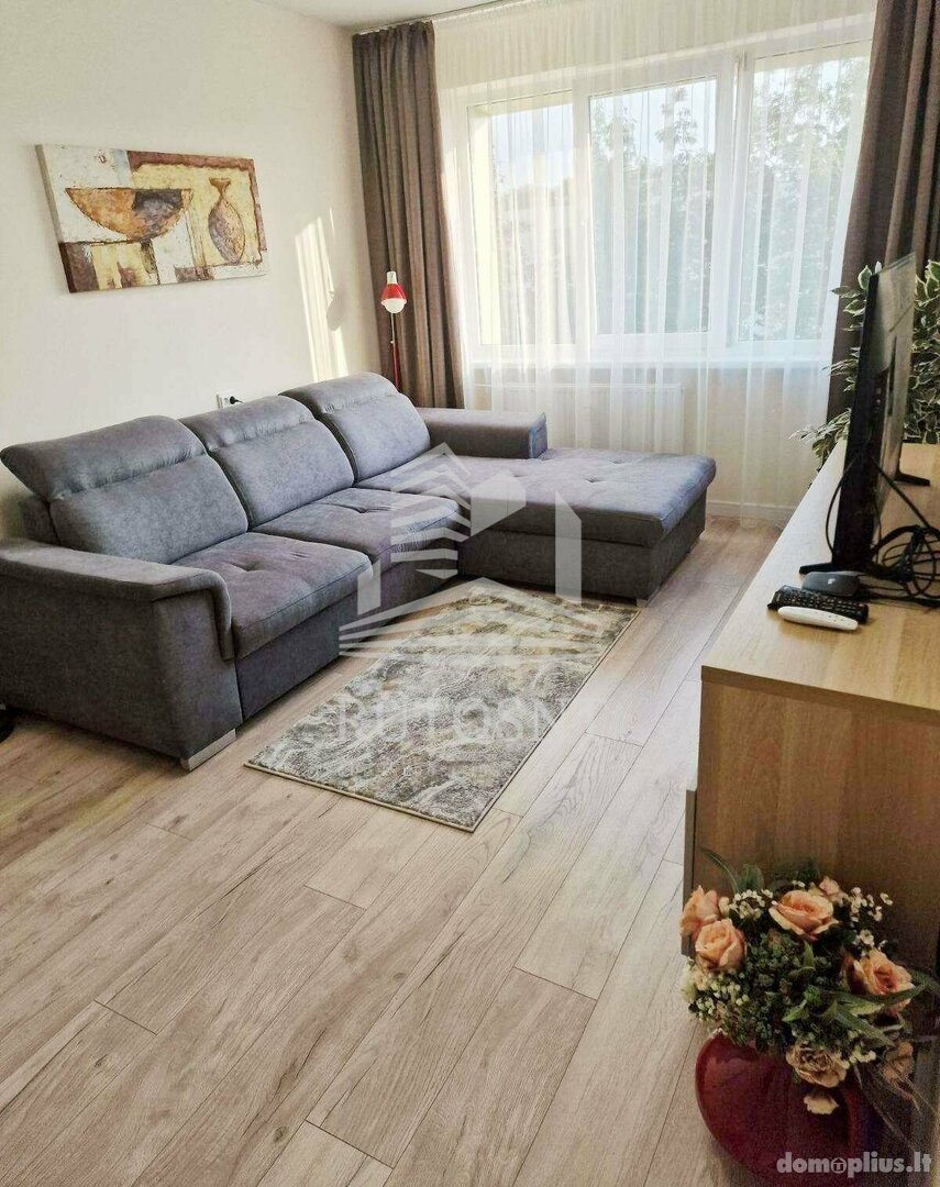 Parduodamas 2 kambarių butas Kretingos rajono sav., Kretingoje, Topolių aklg.