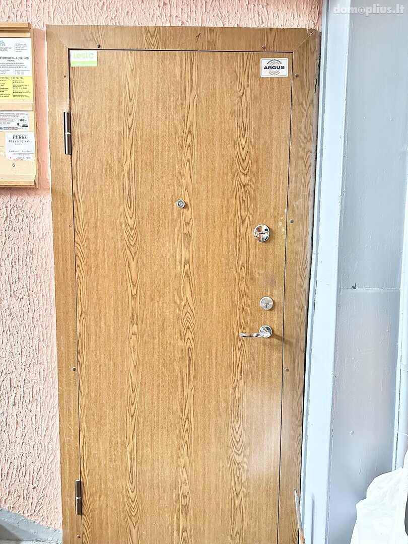 Parduodamas 3 kambarių butas Klaipėdoje, Naujakiemyje, Taikos pr.