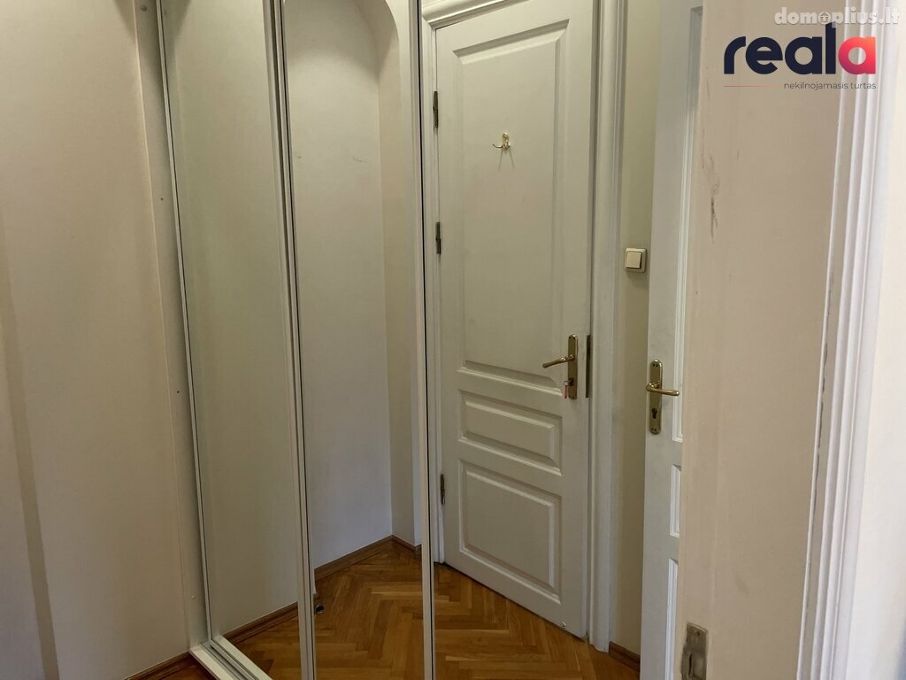 Сдаю 5 комнатную квартиру Vilniuje, Senamiestyje, Šv. Mykolo g.