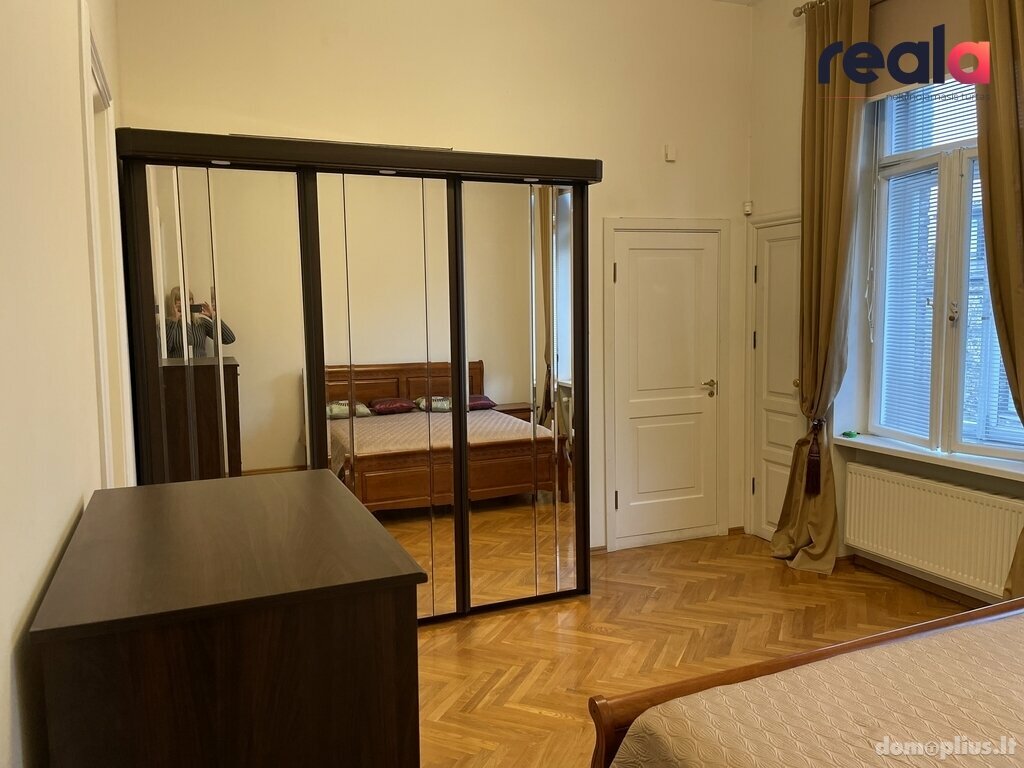 Сдаю 5 комнатную квартиру Vilniuje, Senamiestyje, Šv. Mykolo g.