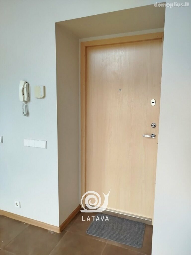 Parduodamas 3 kambarių butas Kaune, Žaliakalnyje, Biržų g.
