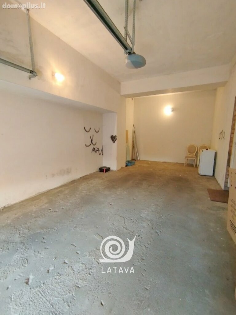 Parduodamas 3 kambarių butas Kaune, Žaliakalnyje, Biržų g.
