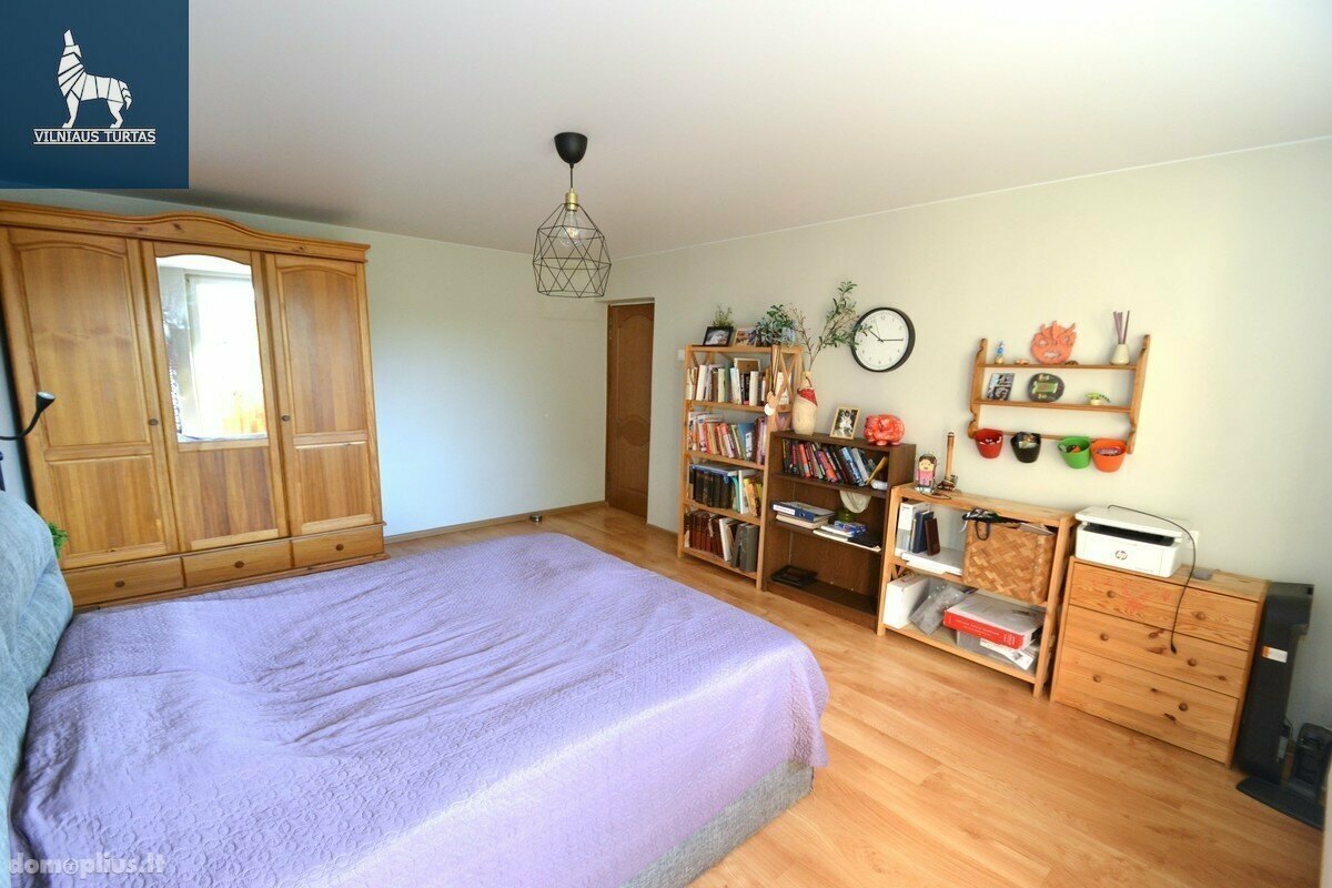 Продается 3 комнатная квартира Vilniuje, Naujininkuose, Naujininkų g.
