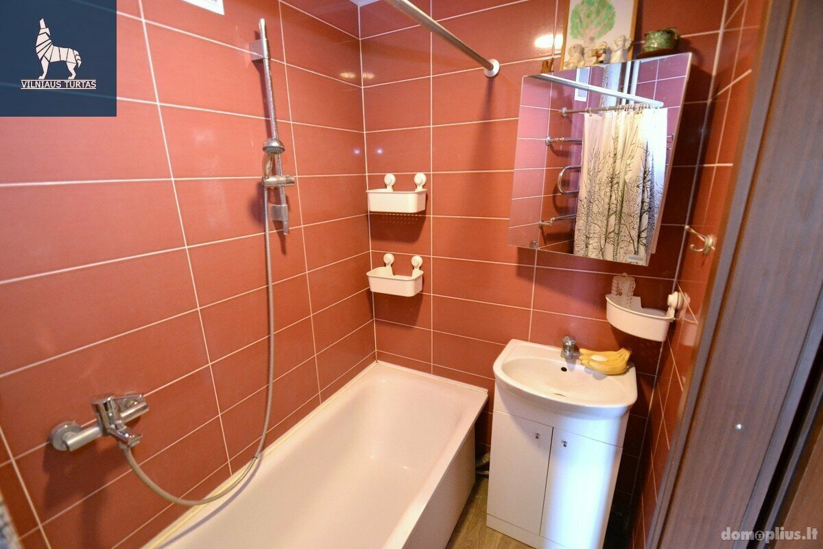Продается 3 комнатная квартира Vilniuje, Naujininkuose, Naujininkų g.