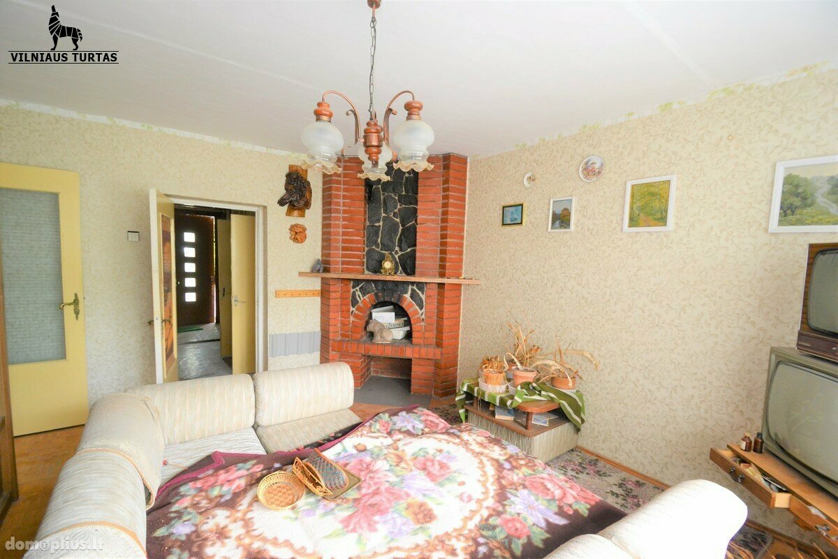 Parduodamas 4 kambarių butas Molėtų rajono sav., Arnionys I
