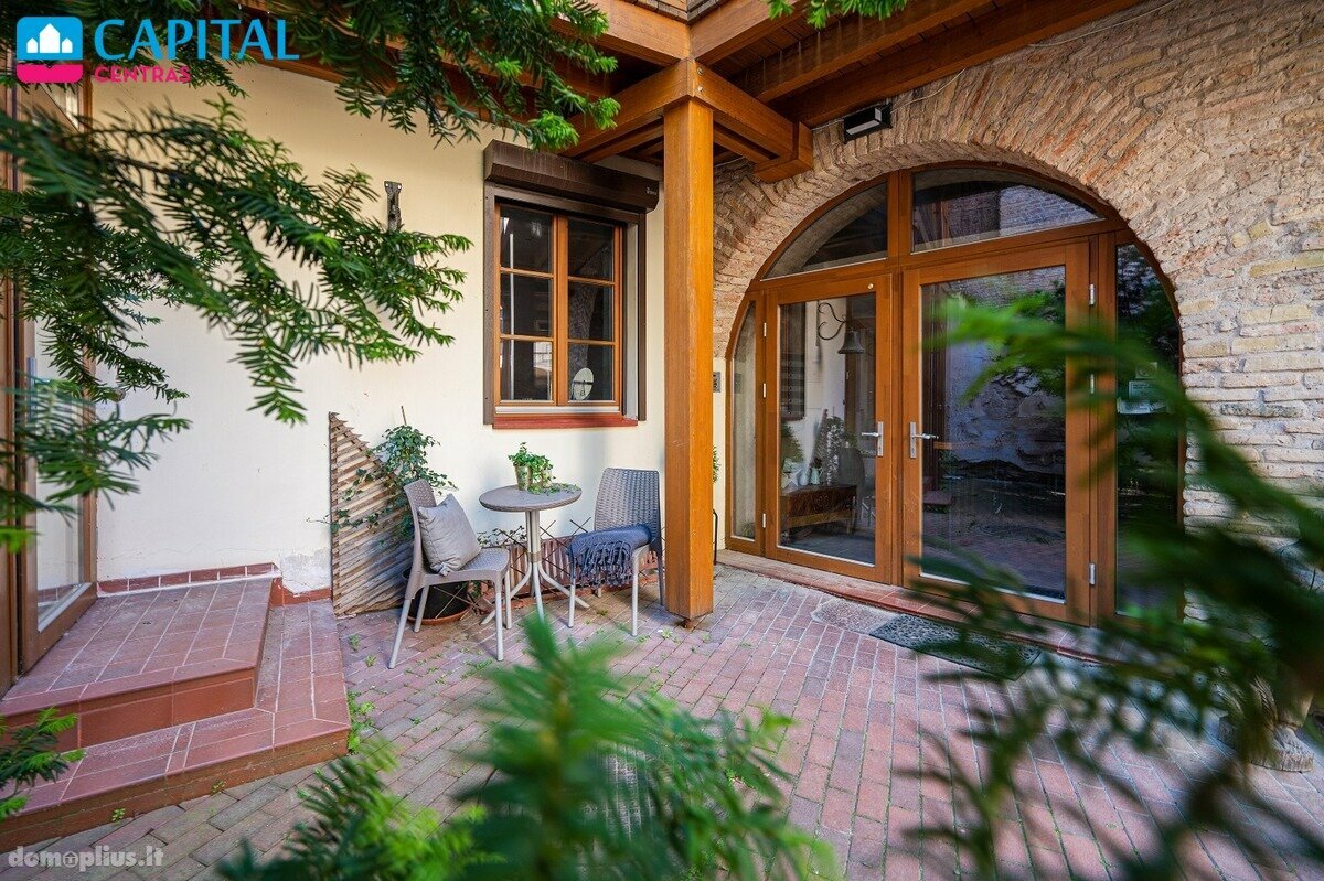 Продается 4 комнатная квартира Vilniuje, Senamiestyje, Aušros Vartų g.