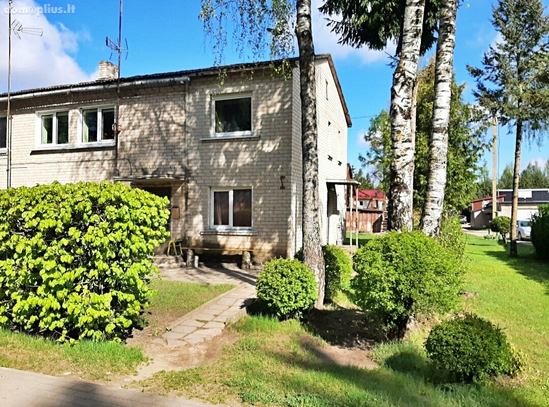 Продается 3 комнатная квартира Pasvalio rajono sav., Pasvalyje, Biržų g.