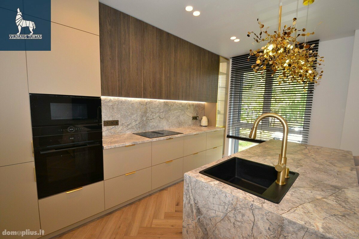 Продается 2 комнатная квартира Vilniuje, Visoriuose, Visorių g.