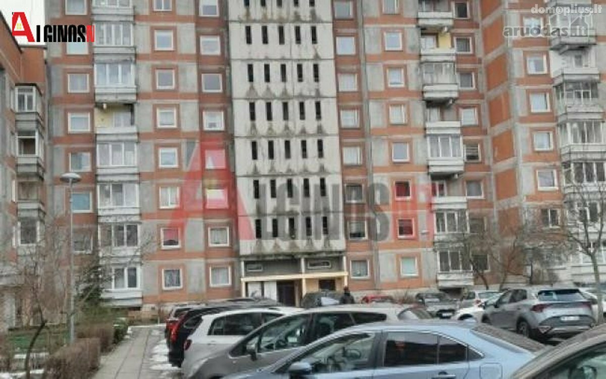 Parduodamas 4 kambarių butas Klaipėdoje, Bandužiuose, Jūrininkų pr.