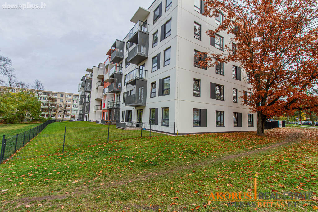 Parduodamas 3 kambarių butas Vilniuje, Karoliniškėse, Sausio 13-osios g.
