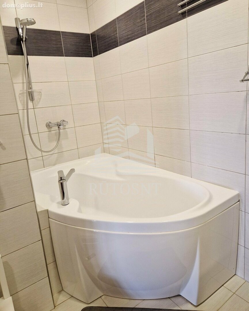 3 rooms apartment for sell Klaipėdoje, Mažojo kaimelio, Dragūnų g.