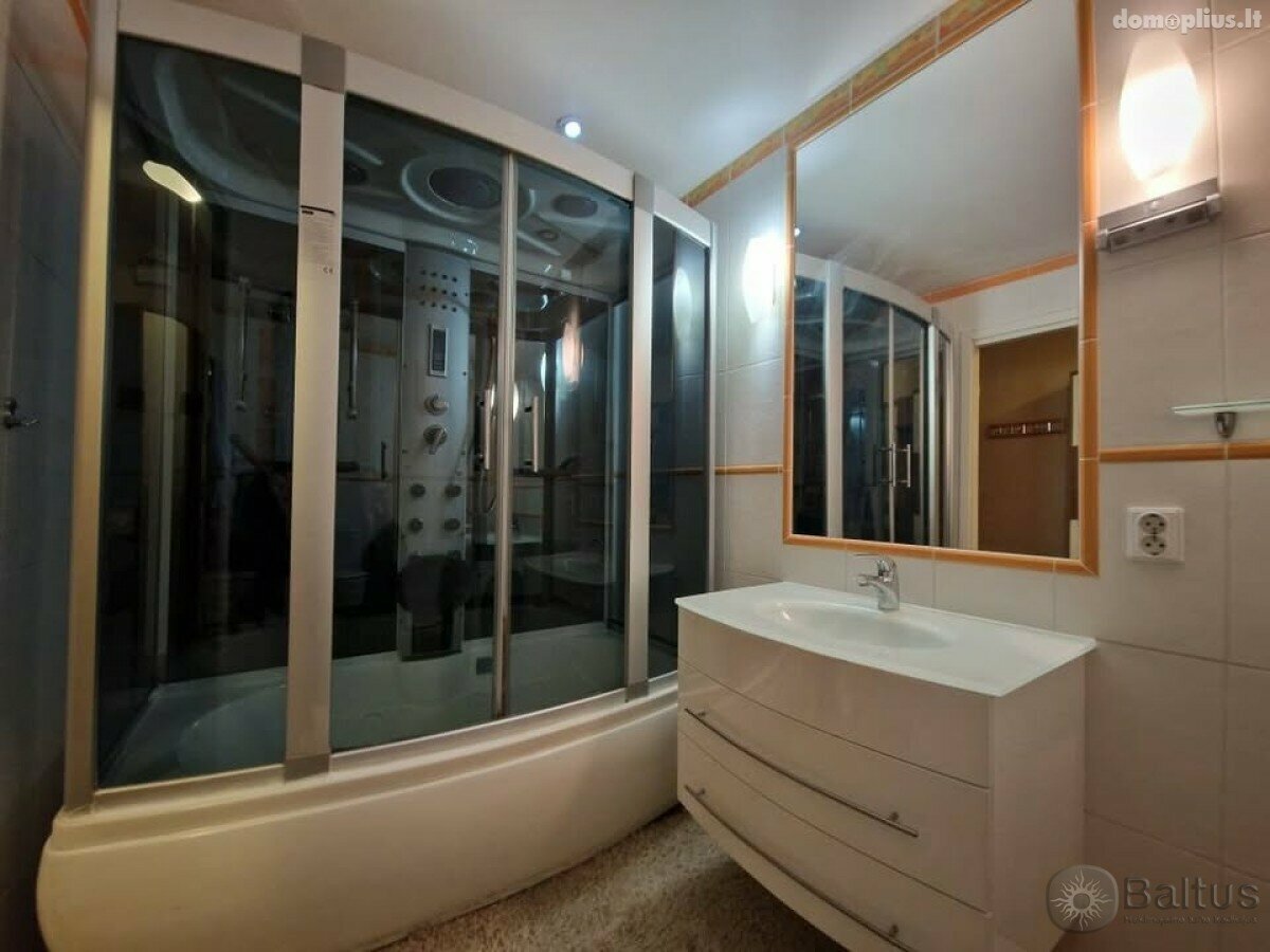 4 rooms apartment for sell Klaipėdoje, Naujakiemyje, Naujakiemio g.