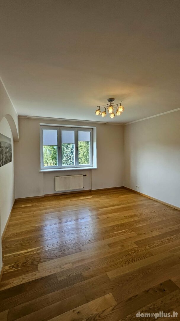5 rooms apartment for sell Alytuje, Putinuose, Saulėnų g.
