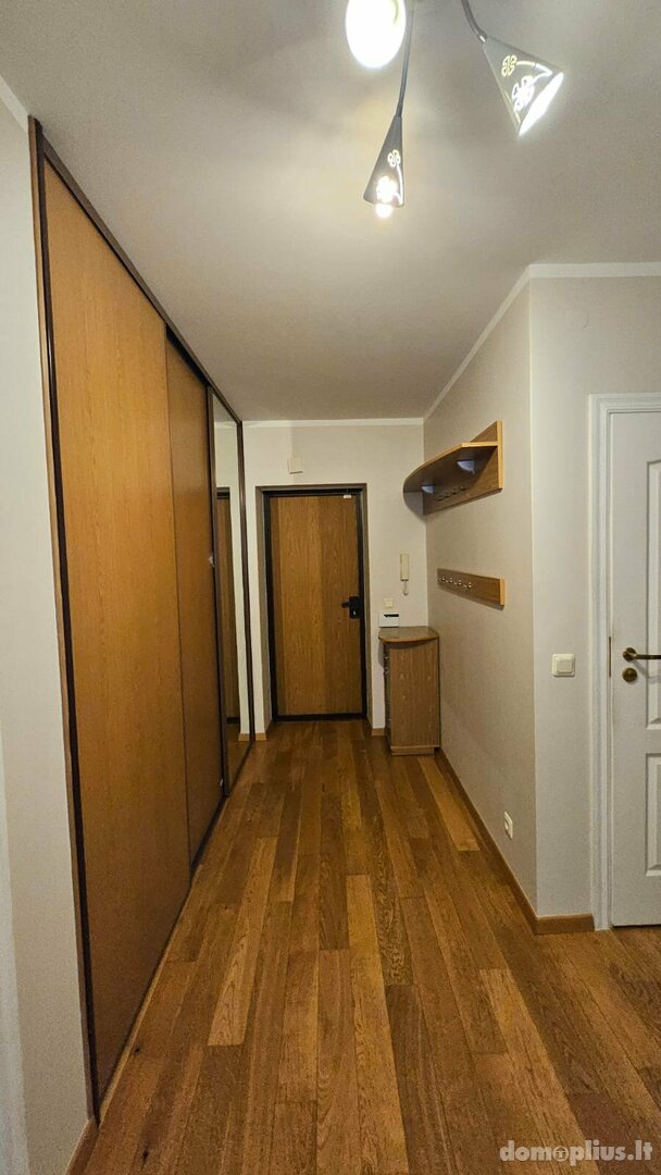5 rooms apartment for sell Alytuje, Putinuose, Saulėnų g.