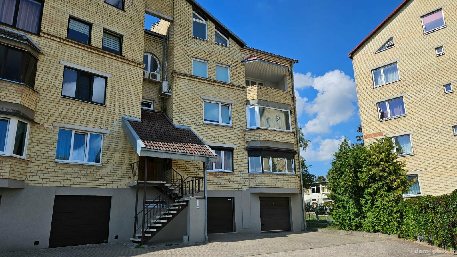 5 rooms apartment for sell Alytuje, Putinuose, Saulėnų g.