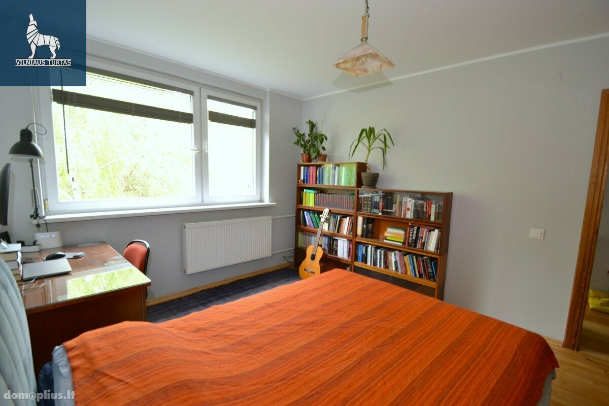 Продается 2 комнатная квартира Vilniuje, Liepkalnyje, Liepkalnio g.