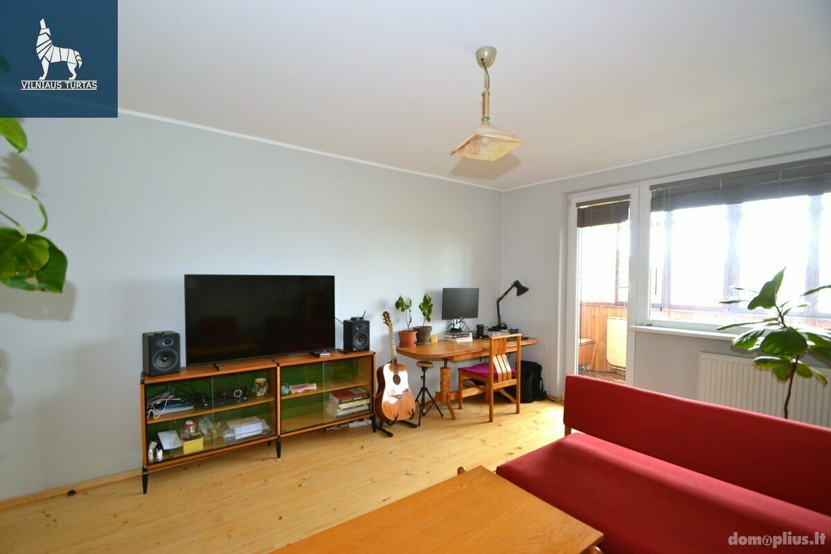 Продается 2 комнатная квартира Vilniuje, Liepkalnyje, Liepkalnio g.