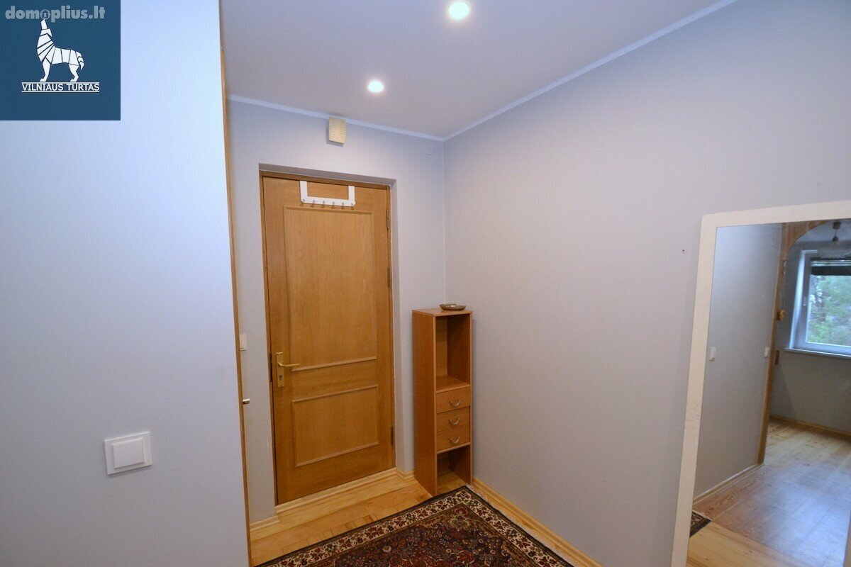 Продается 2 комнатная квартира Vilniuje, Liepkalnyje, Liepkalnio g.