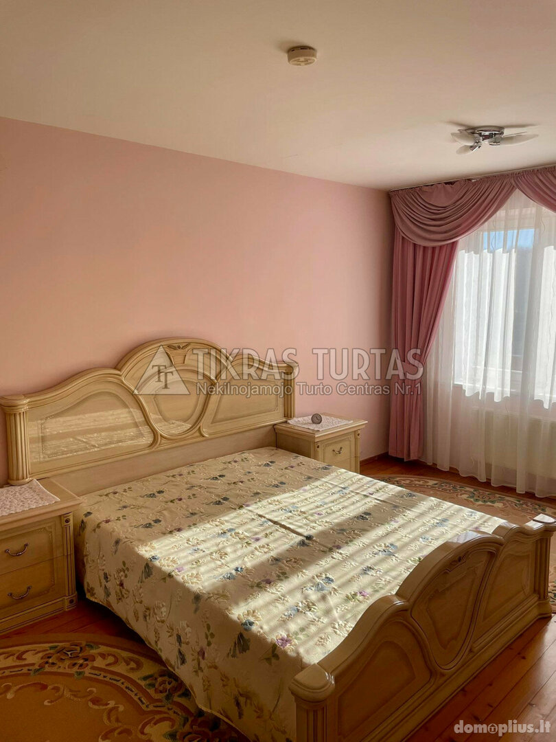 Parduodamas 3 kambarių butas Klaipėdoje, Naujakiemyje, Statybininkų pr.