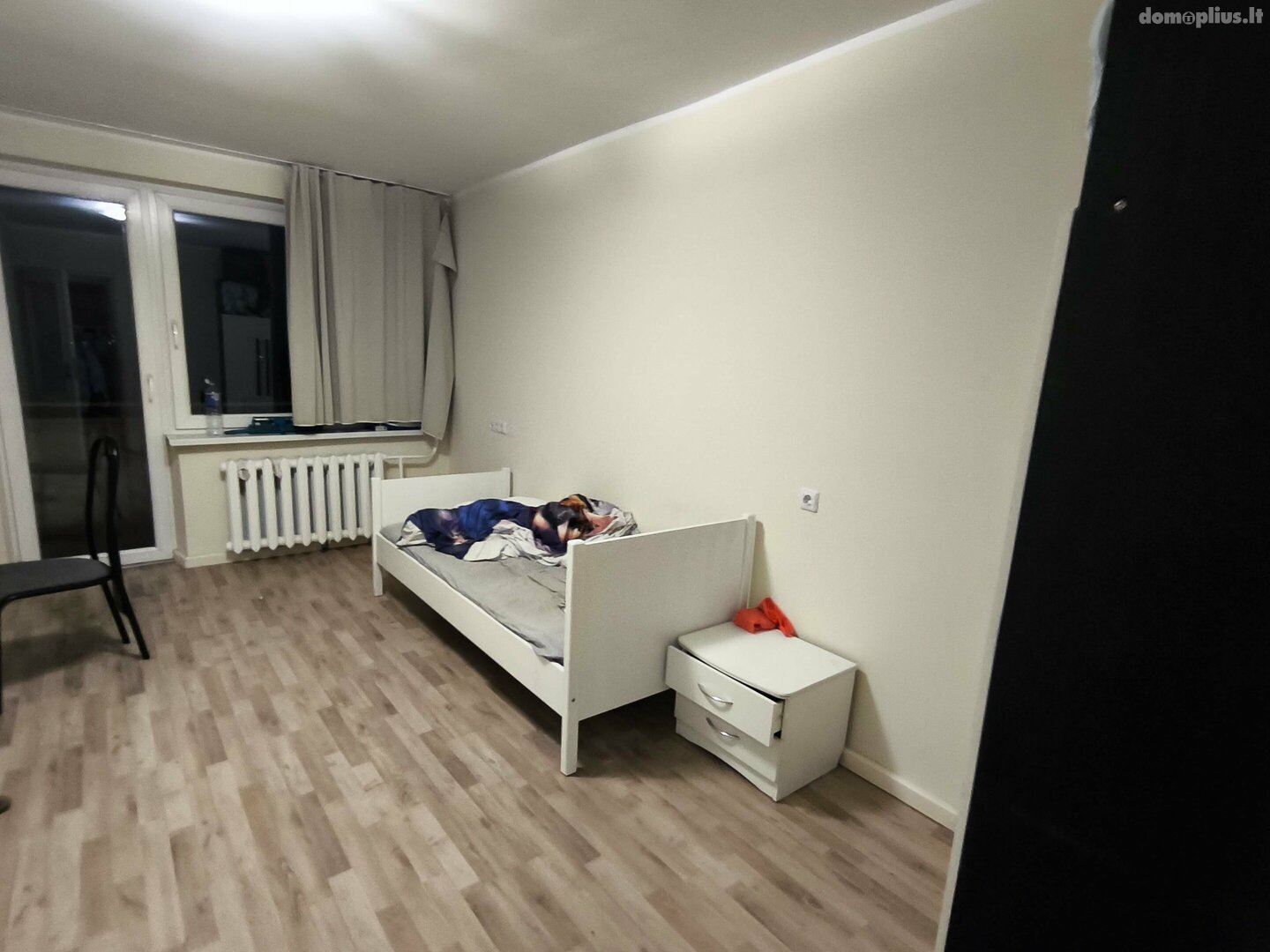 Parduodamas 4 kambarių butas Vilniuje, Naujamiestyje, Skroblų g.