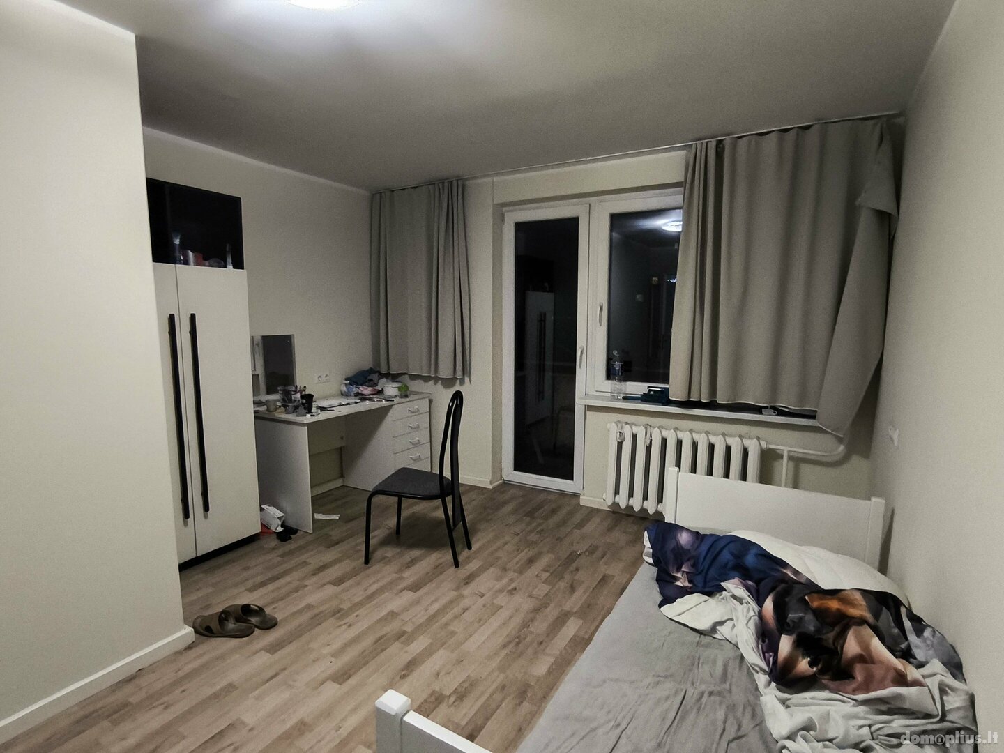 Parduodamas 4 kambarių butas Vilniuje, Naujamiestyje, Skroblų g.