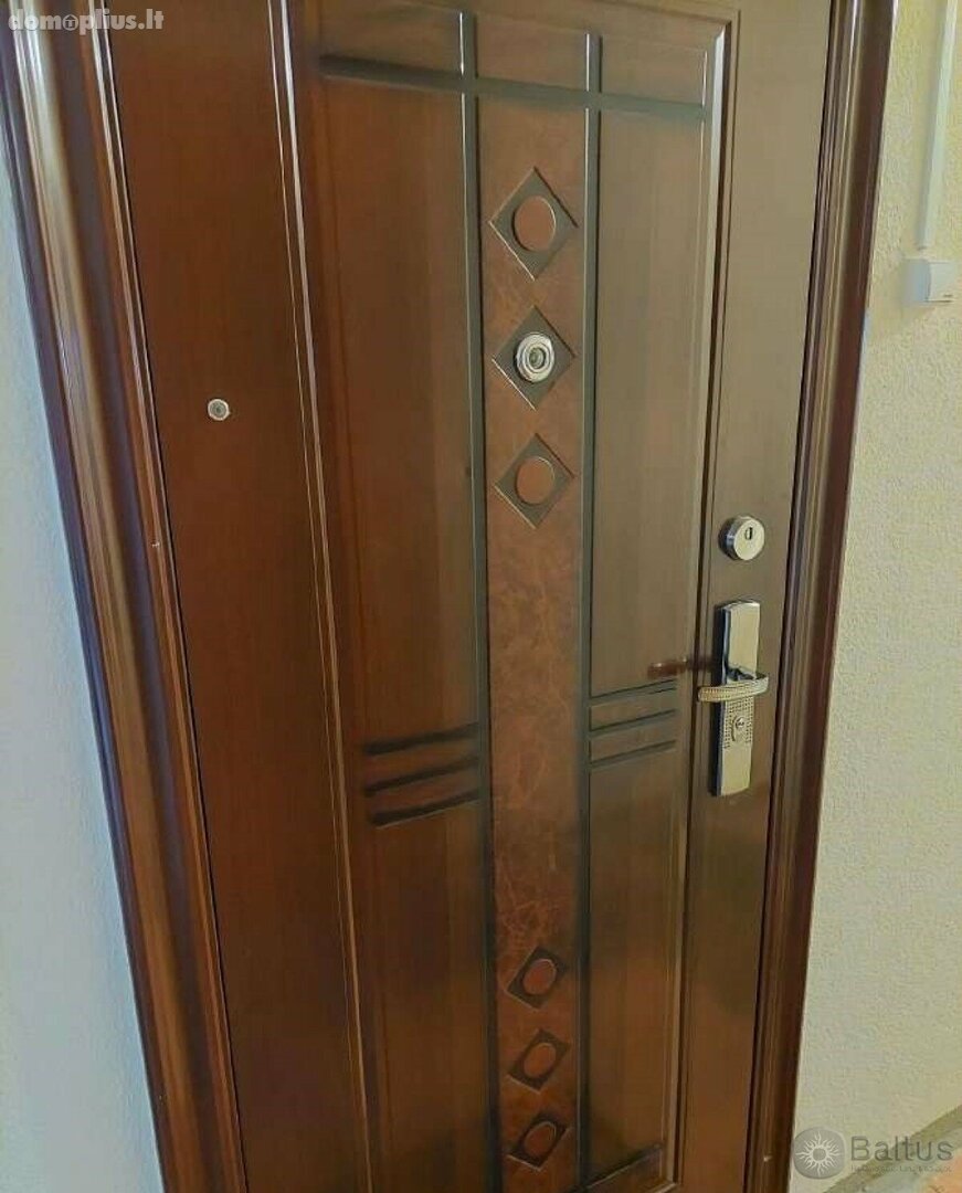Parduodamas 1 kambario butas Klaipėdoje, Kauno, Paryžiaus Komunos g.